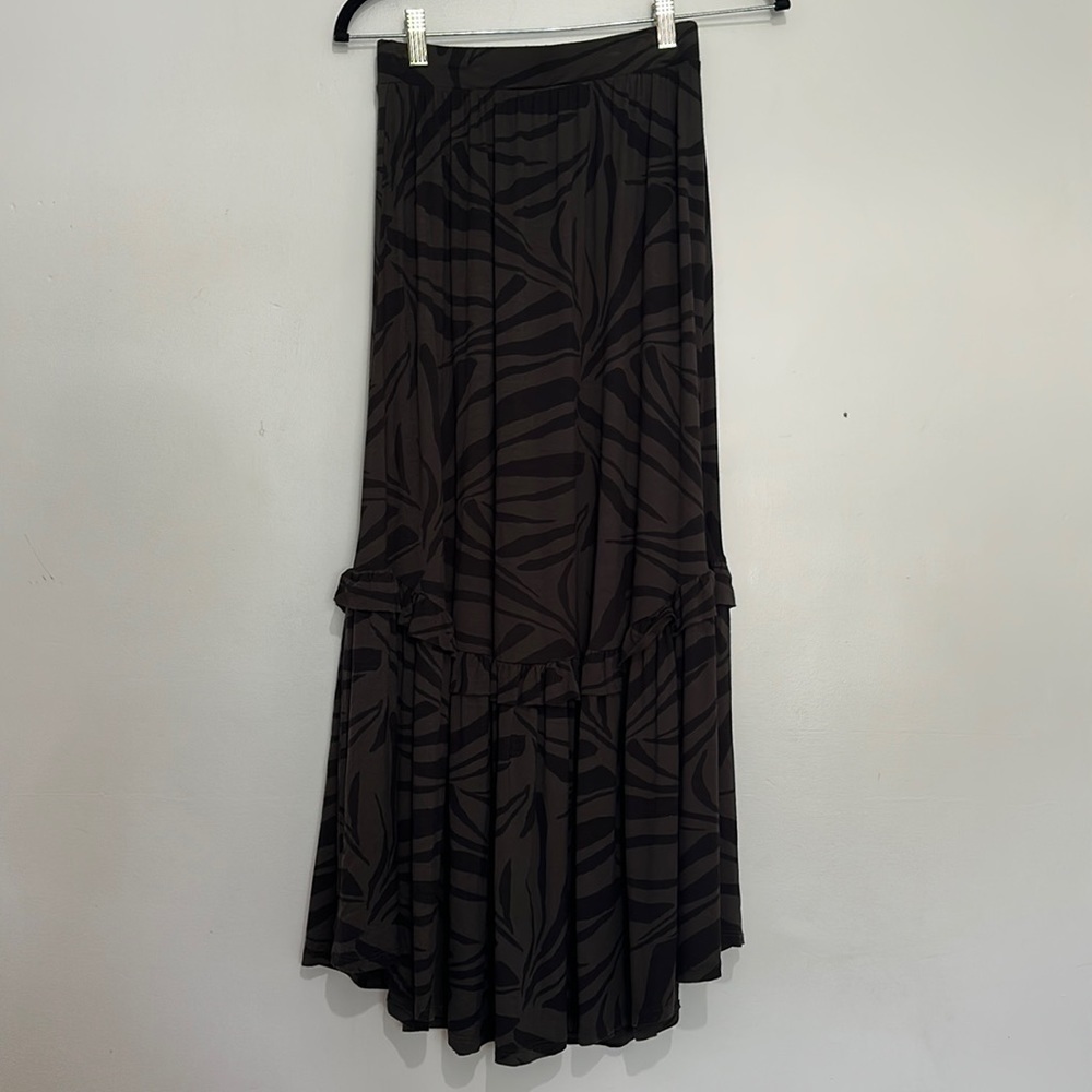 Z Supply Size XS Leisel Tropical Zebra Skirt Ruffle Pull On Maxi Skirt Evereve